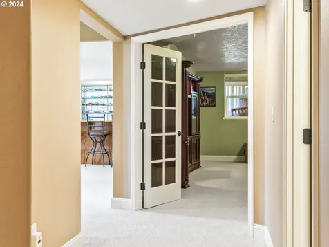 1815 N 15th Court Washougal WA 98671