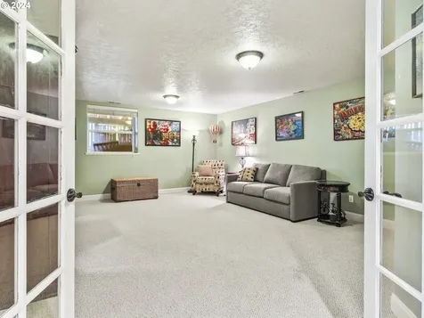 1815 N 15th Court Washougal WA 98671