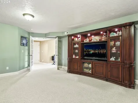 1815 N 15th Court Washougal WA 98671