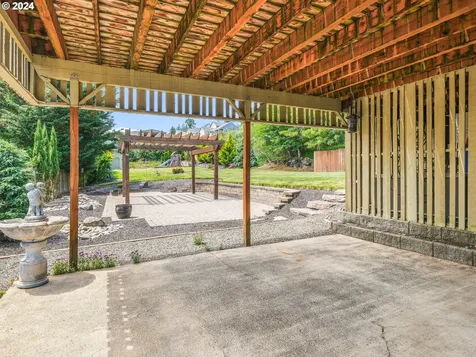 1815 N 15th Court Washougal WA 98671