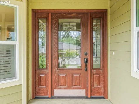 1815 N 15th Court Washougal WA 98671