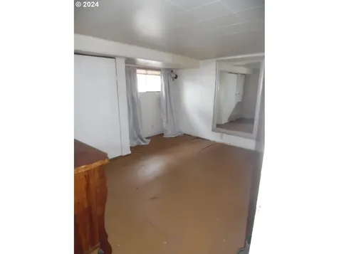 1811 N Jantzen Avenue Portland OR 97217