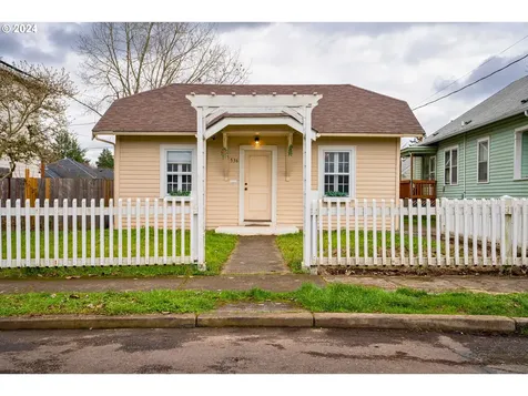 536 21st Street Ne Salem OR 97301