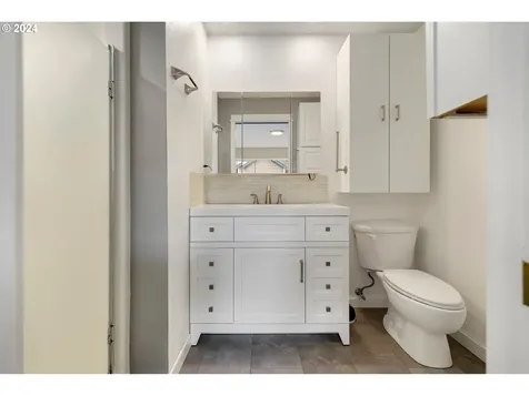 515 Willow Avenue Woodburn OR 97071