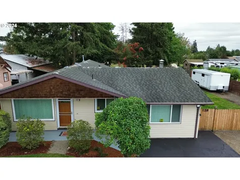 128 Dixon Avenue Molalla OR 97038
