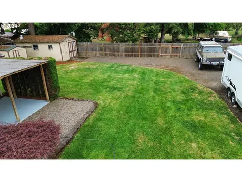 128 Dixon Avenue Molalla OR 97038