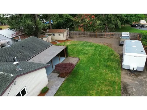 128 Dixon Avenue Molalla OR 97038