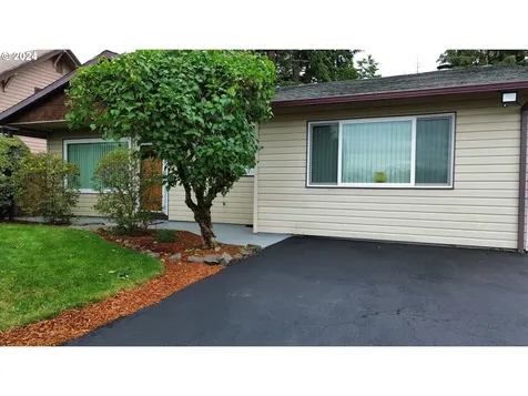 128 Dixon Avenue Molalla OR 97038