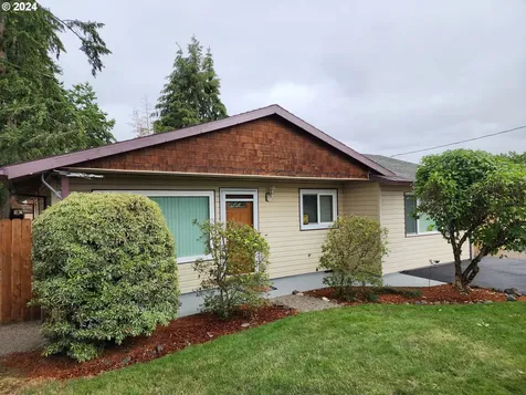 128 Dixon Avenue Molalla OR 97038