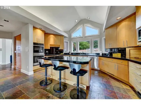 18200 NE Sunrise Peaks Lane Hillsboro OR 97123