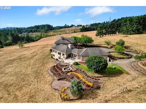 18200 NE Sunrise Peaks Lane Hillsboro OR 97123