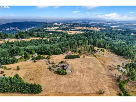 18200 NE Sunrise Peaks Lane Hillsboro OR 97123