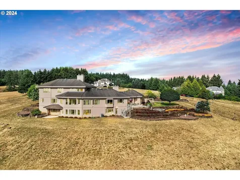18200 NE Sunrise Peaks Lane Hillsboro OR 97123