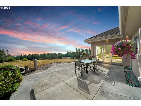 18200 NE Sunrise Peaks Lane Hillsboro OR 97123