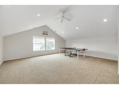 20214 Meriwether Drive Oregon City OR 97045