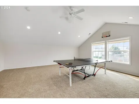 20214 Meriwether Drive Oregon City OR 97045