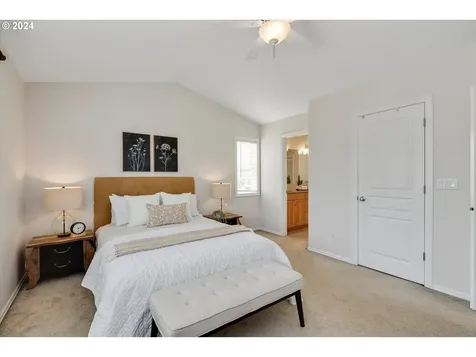 20214 Meriwether Drive Oregon City OR 97045