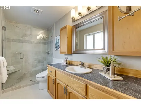 9302 Ne 93rd Circle Vancouver WA 98662