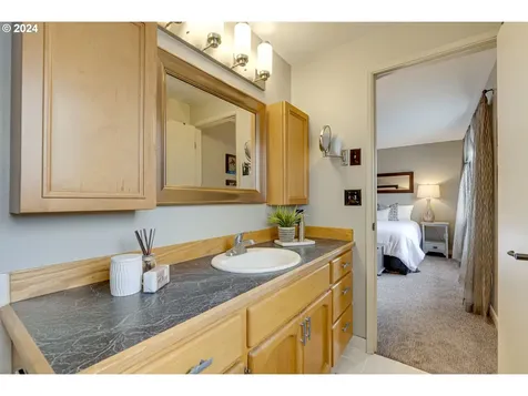 9302 Ne 93rd Circle Vancouver WA 98662