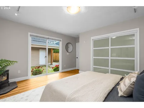 4005 Se Lexington Street Portland OR 97202