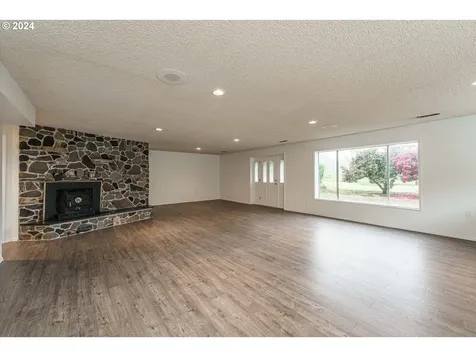 1919 Nw Hayes Road Woodland WA 98674
