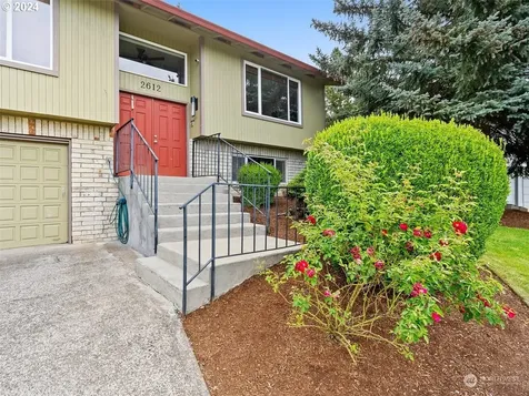 2612 NE 158th Street Vancouver WA 98686