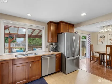 2612 NE 158th Street Vancouver WA 98686