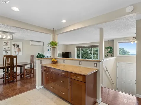 2612 NE 158th Street Vancouver WA 98686