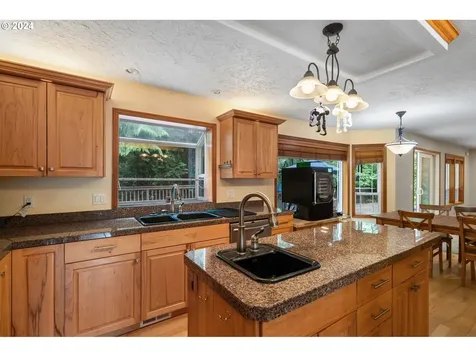 219 W Street James Place Longview WA 98632