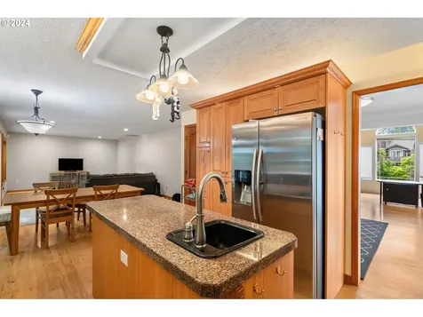 219 W Street James Place Longview WA 98632