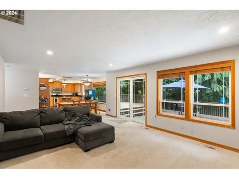 219 W Street James Place Longview WA 98632