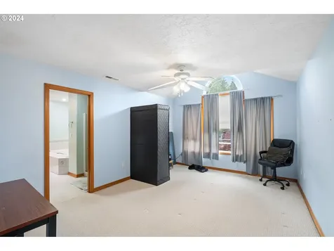 219 W Street James Place Longview WA 98632