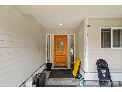 219 W Street James Place Longview WA 98632