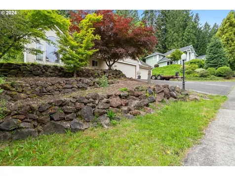 219 W Street James Place Longview WA 98632