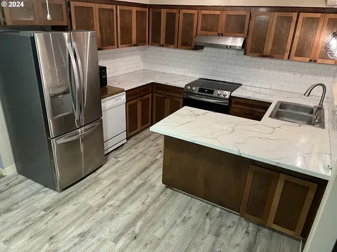 213 Nw 68th Street Vancouver WA 98665
