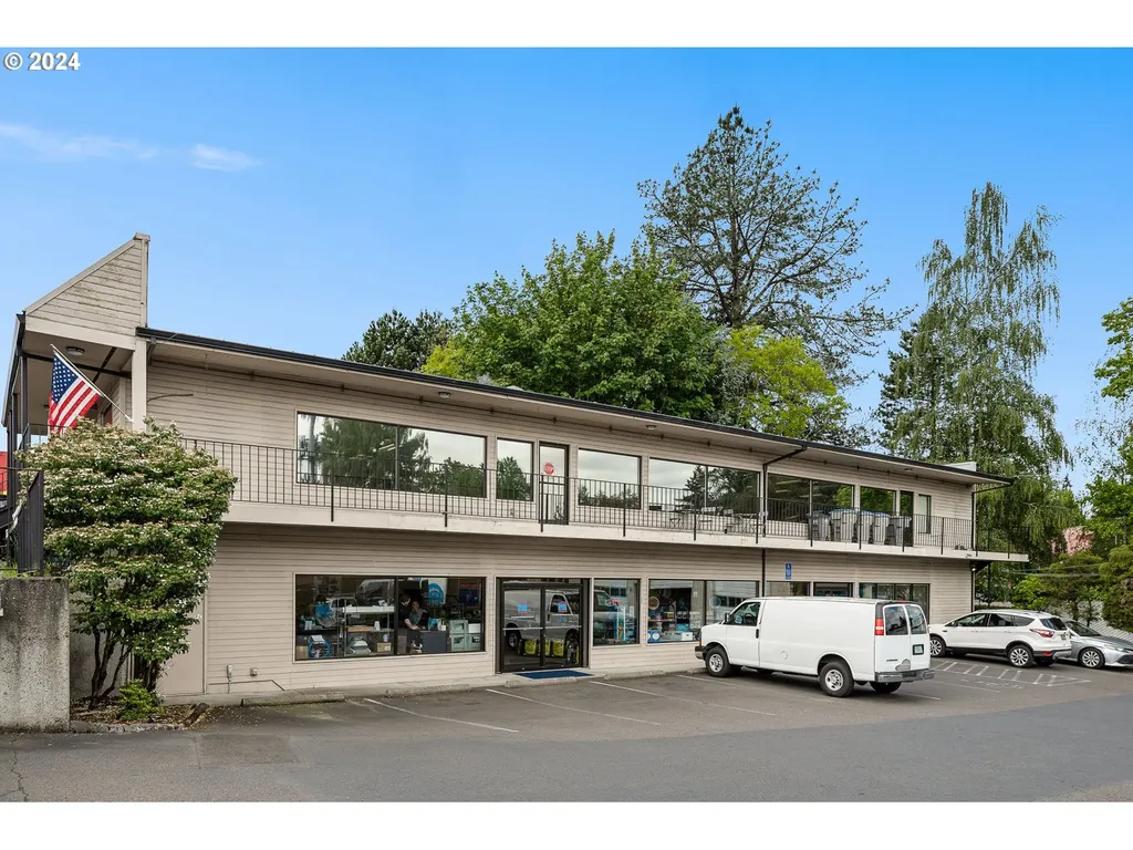 13015 SW Pacific Highway Portland OR 97223