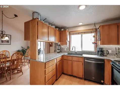 363 NW Denton Avenue Dallas OR 97338