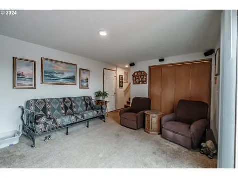 363 NW Denton Avenue Dallas OR 97338