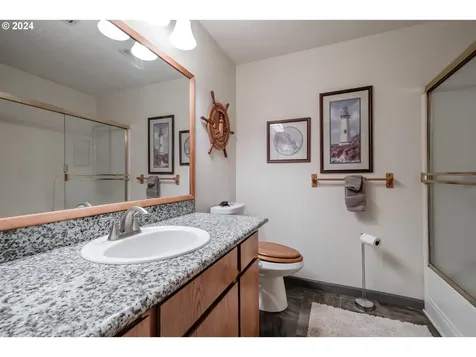 363 NW Denton Avenue Dallas OR 97338