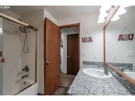 363 NW Denton Avenue Dallas OR 97338