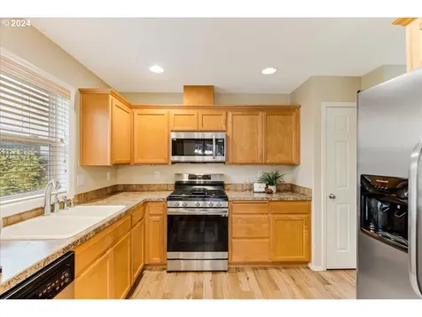 313 W Myrtlewood Street Newberg OR 97132