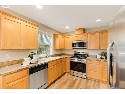 313 W Myrtlewood Street Newberg OR 97132