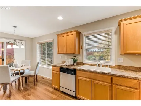 313 W Myrtlewood Street Newberg OR 97132