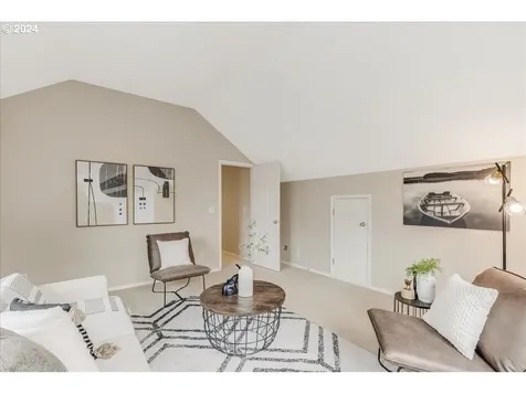 313 W Myrtlewood Street Newberg OR 97132