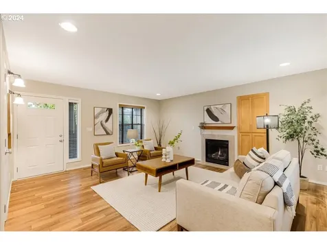 313 W Myrtlewood Street Newberg OR 97132