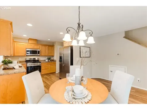 313 W Myrtlewood Street Newberg OR 97132