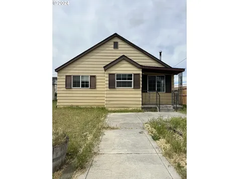 755 E Newport Avenue Hermiston OR 97838