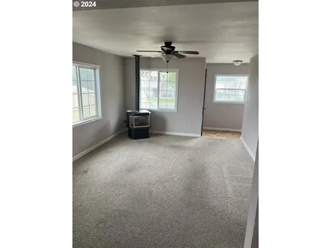 755 E Newport Avenue Hermiston OR 97838