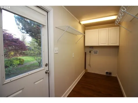 1354 N Nutmeg Street Coquille OR 97423