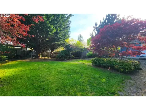 1354 N Nutmeg Street Coquille OR 97423